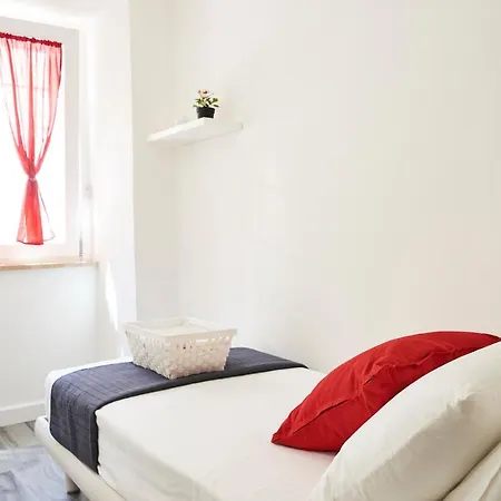 Honey House Apartment *